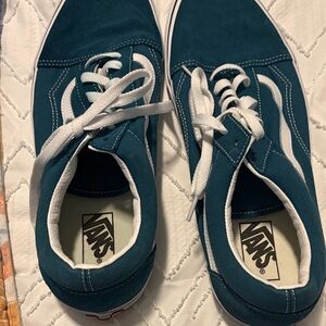 Vans Men's Blue and White Sneakers